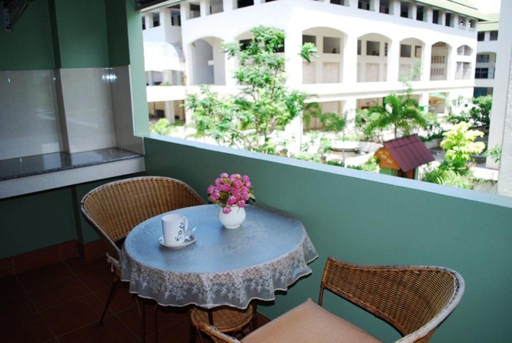 Jomtien Morningstar Guesthouse Rum bild