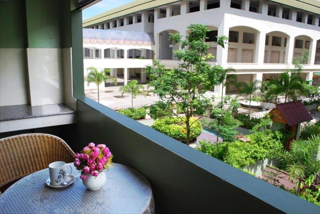 Jomtien Morningstar Guesthouse Exteriör bild