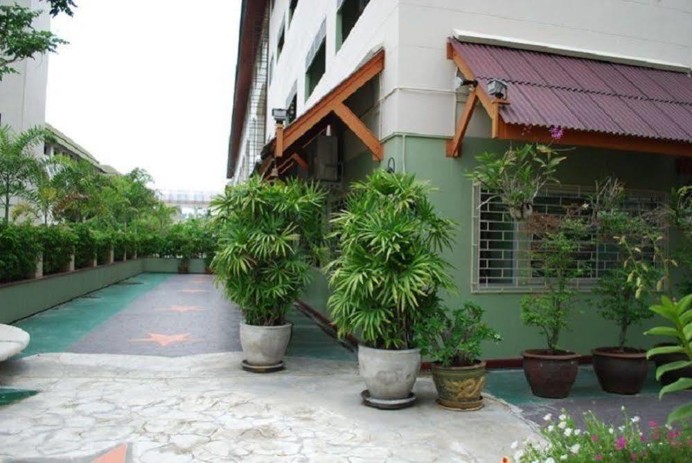 Jomtien Morningstar Guesthouse Exteriör bild
